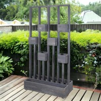 Plantensteun met acht bloembakken