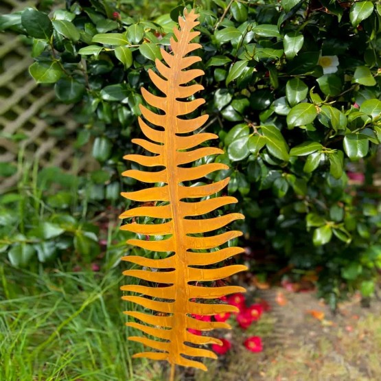 Varenbloem in metaal